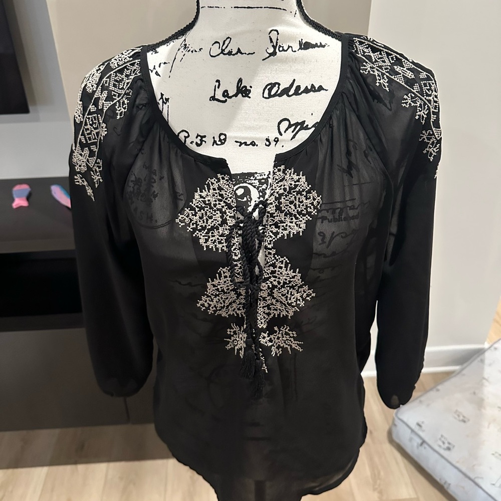 Black Embroidered V-Neck Peasant Blouse SIZE SMALL/MEDIUM